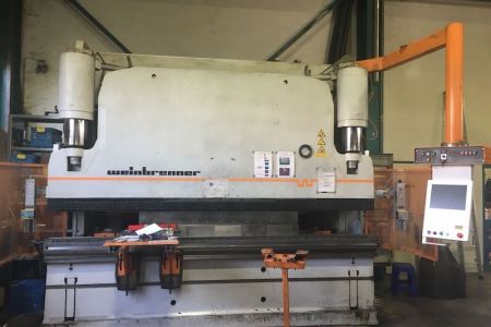 Presse mit Umbau AKAS und CNC
